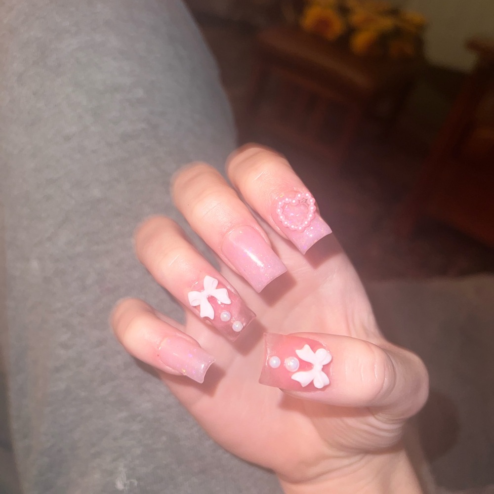 Pink Floral Press-On nails